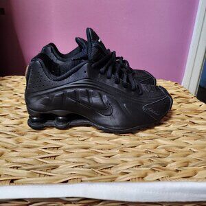 Nike Size 6.5 Black